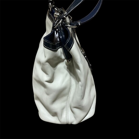 Coach Beige & Navy Leather Tote Handbag With Kiss Lock Closure & Front Zipper Po - Picture 6 of 11